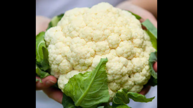 VELOUTE DE FANES ET PARURES DE CHOUX FLEUR