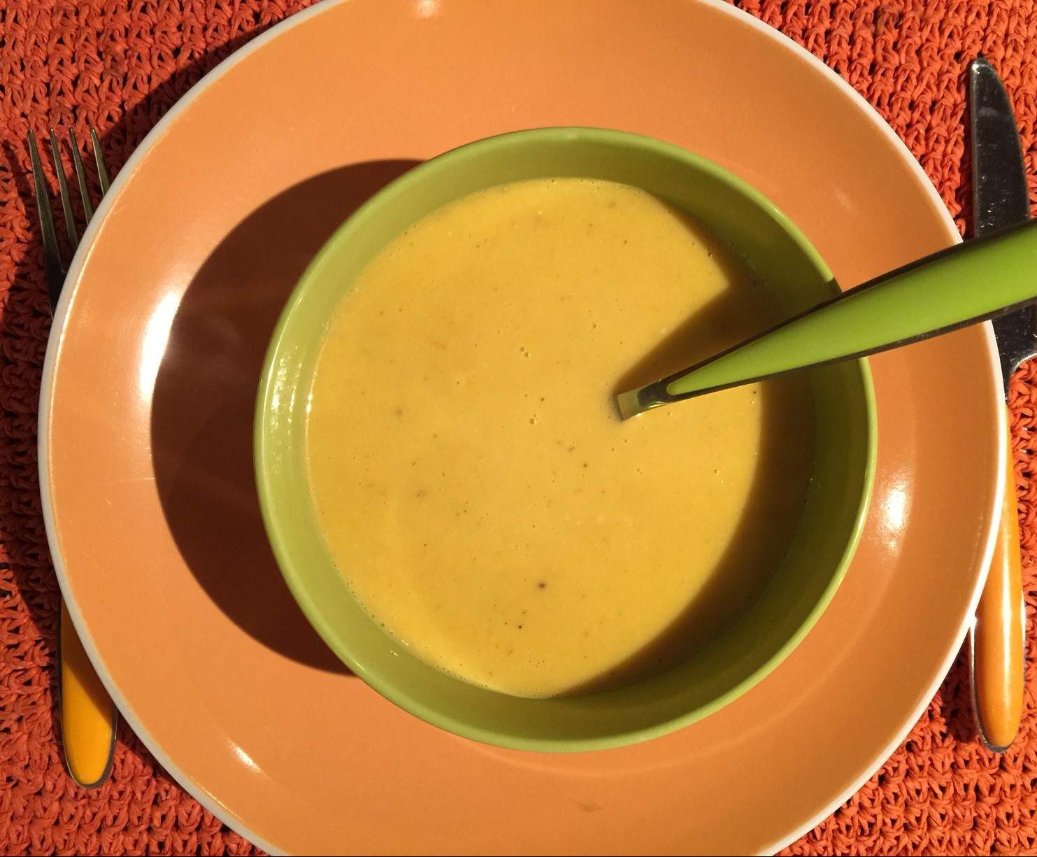 Velouté de poivrons aux lardons