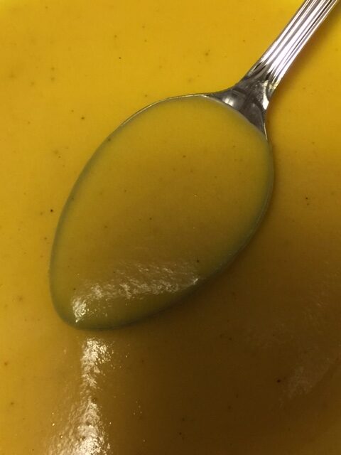 Velouté de potiron à la crème de gruyère