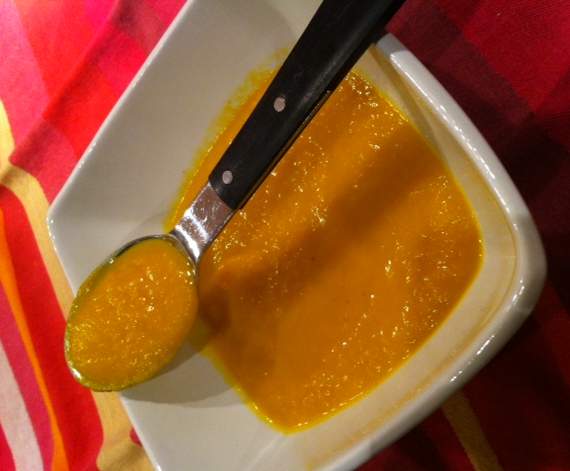 Velouté délicieux carottes, poireaux et patates douces (sans gluten sans lactose)