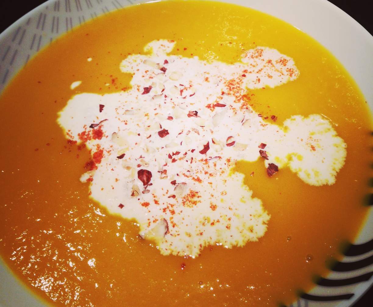 Velouté douceur patate douce / carottes / poireaux