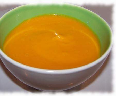 velouté orange (potimarron lentilles corail carottes et curcuma )