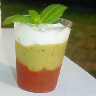 Verrine trio sauces salsa, guacamole et chèvre basilic