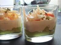 Verrines apéritives avocat / miettes de crabe